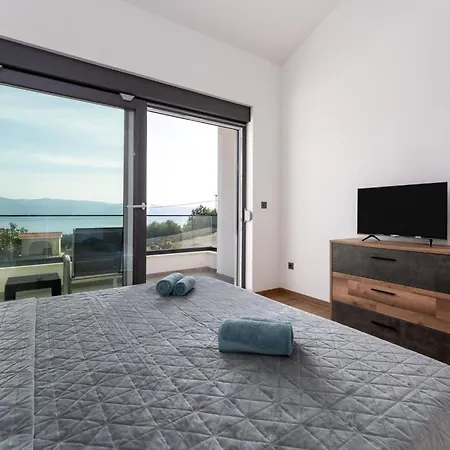 Rosemary Mit Pool Und Panoramablick Auf By Interhome Holiday home